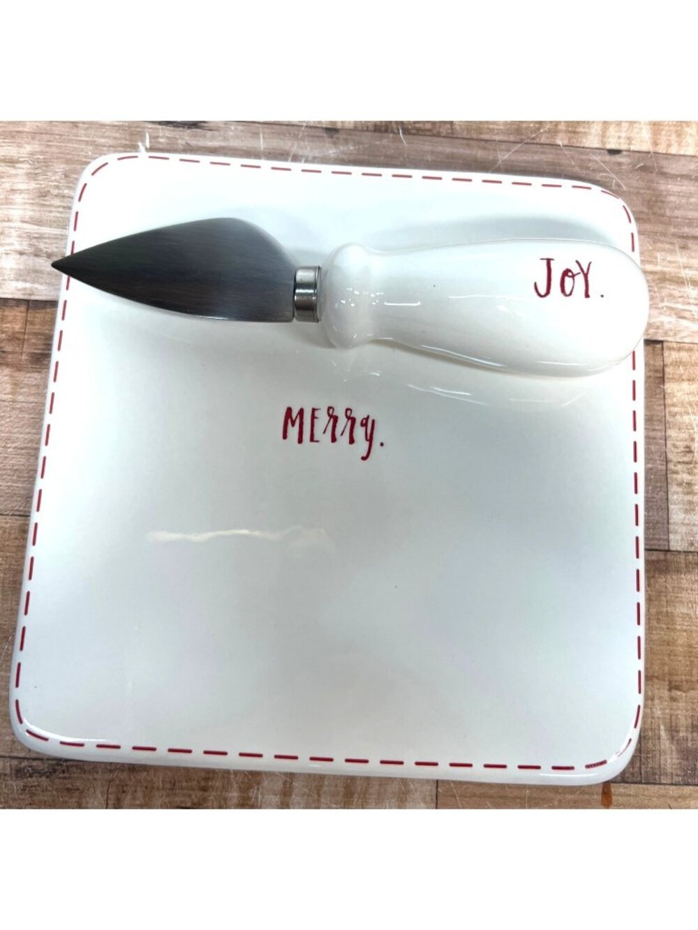Rae Dunn Merry Cheese Plate & Knife Set  Dishwasher Safe